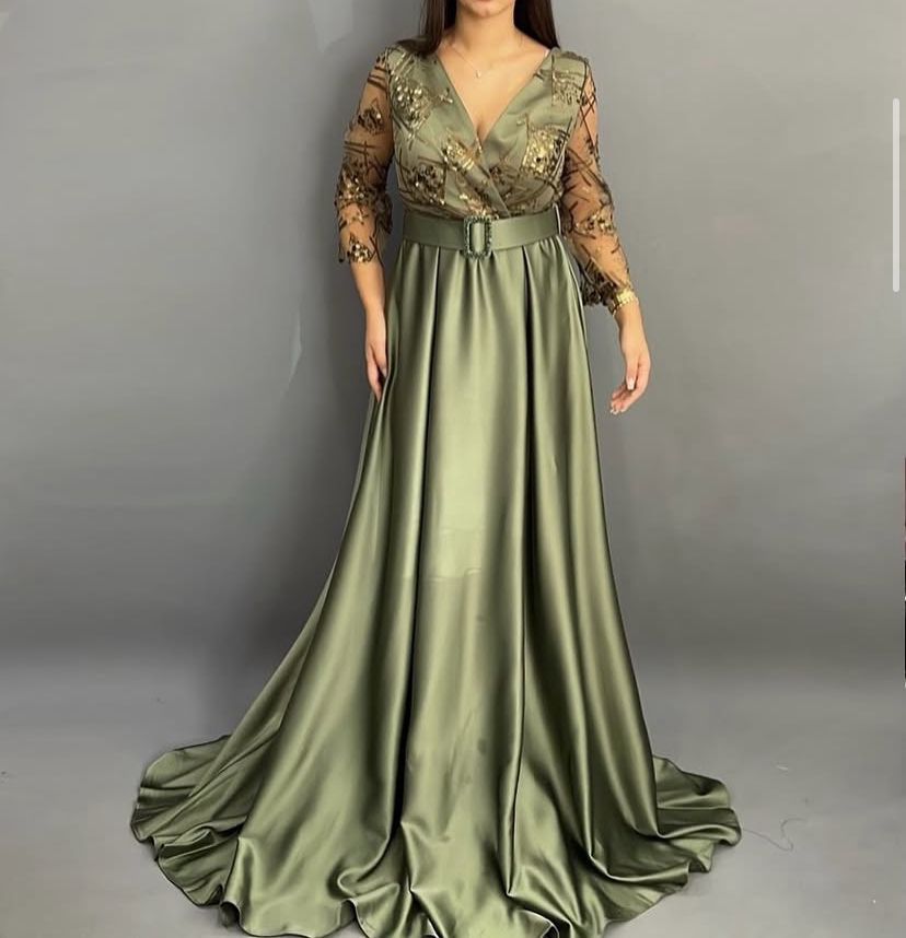 Kiki Dresses fustane me qera — foto 3