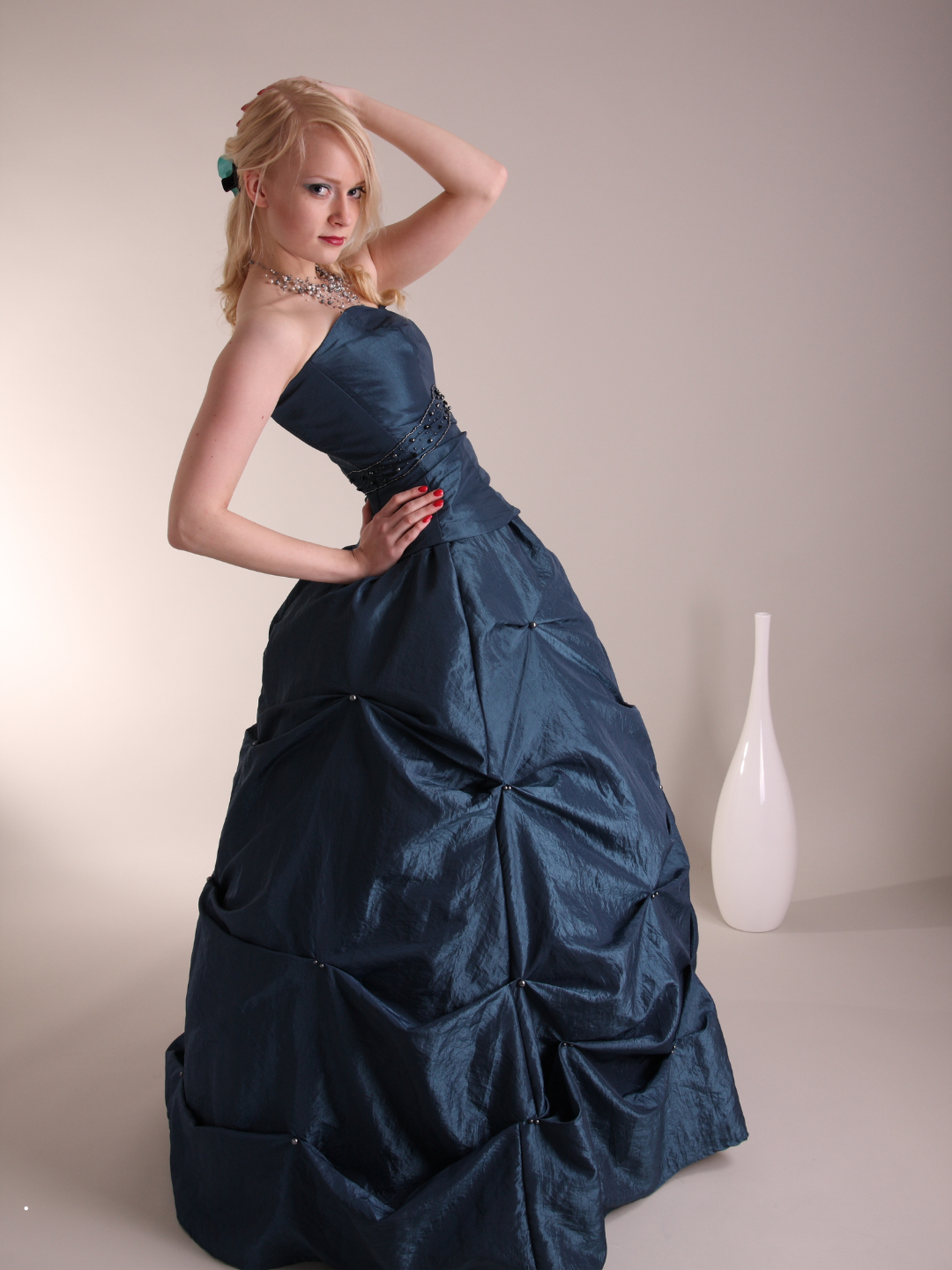 Fustane me Qera per Minimature